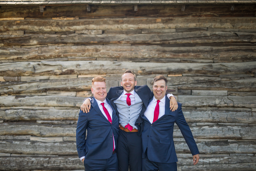 weddin party at the nut farm kelowna, kelowna wedding photography, kelowna bc, the nut farm