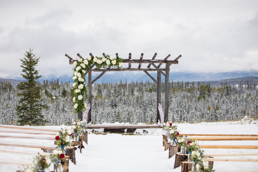 outdoor wedding ceremony set up in Hinton alberta