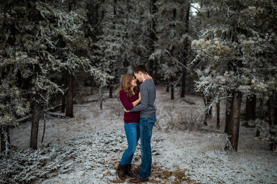 Calgary wedding photographer - canmore engagement