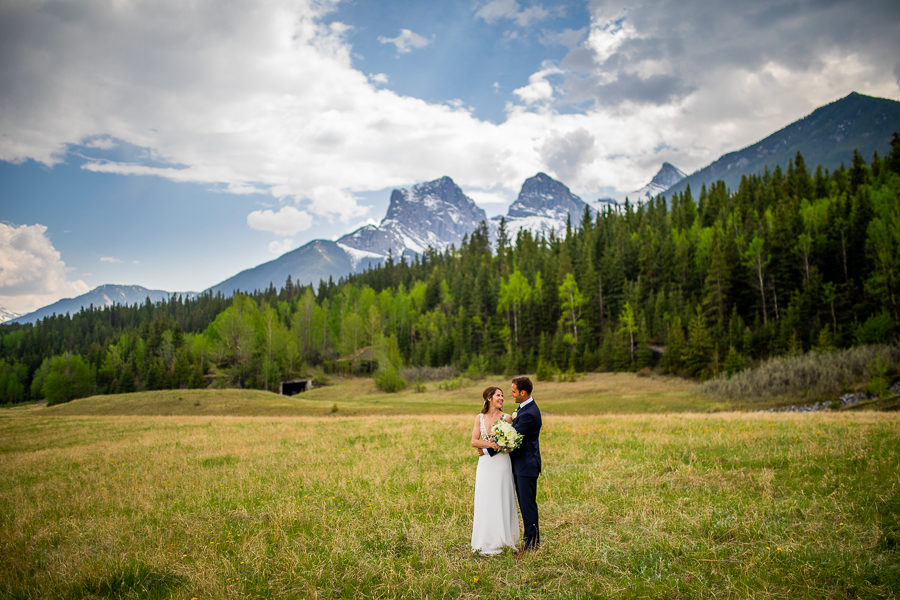 outdoor wedding portraits canmore alberta