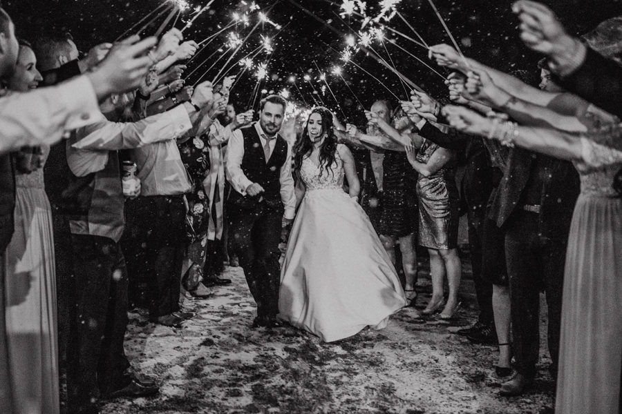 Canmore winter wedding - Canmore Alberta - SIlvertip winter wedding