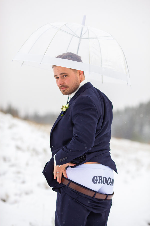 Canmore winter wedding - canmore alberta - canmore wedding