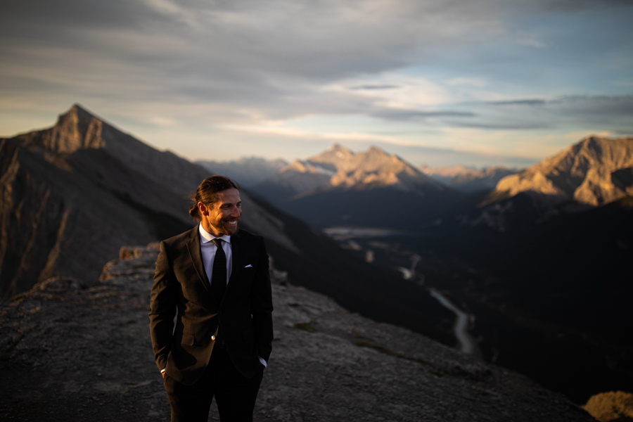 wedding elopement in canmore by calgary wedding photographer