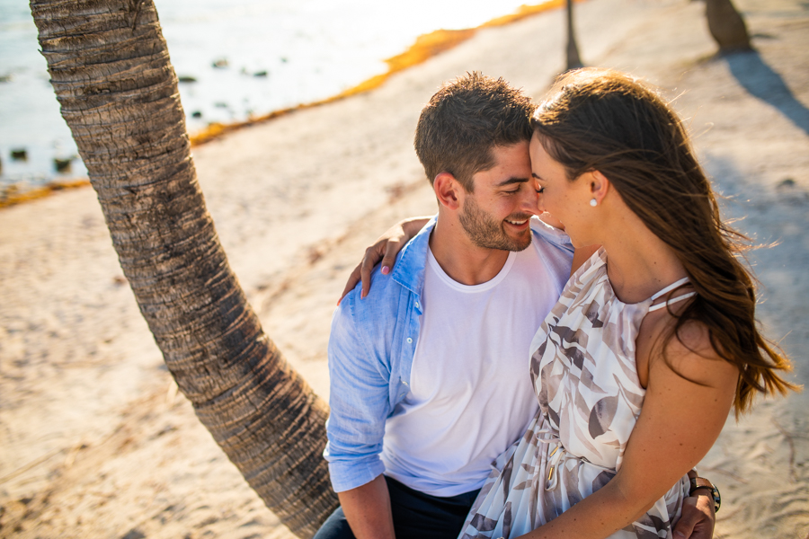 Having your engagement photographer in mexico