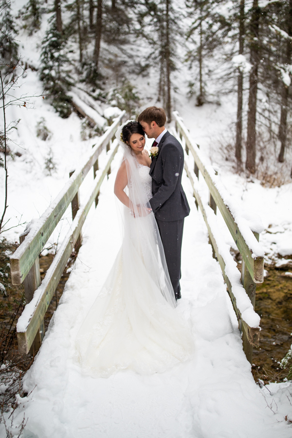 Emerald Lake Wedding - Emerald Lake Lodge wedding - Emerald Lake - weddings at emerald lake