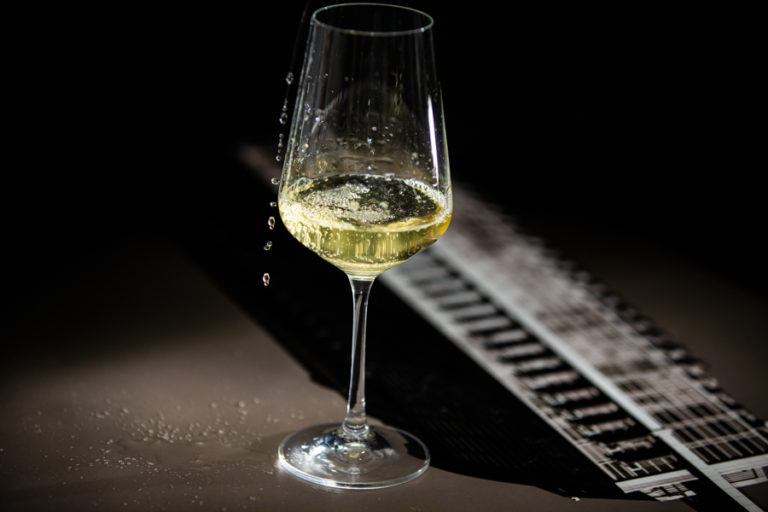 Calgary product photographer - Wine photography - Wine product photography - Calgary corporate photographer