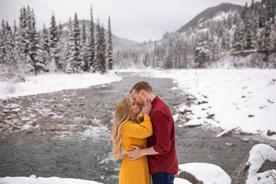 Elbow Falls Engagement, winter engagement photos