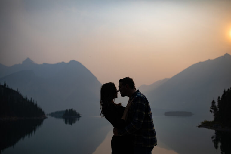 smoky mountain engagement photos silhouette